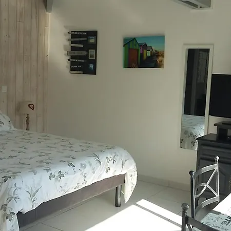 D'hotes Chantal Et Salvador Bed and breakfast *
