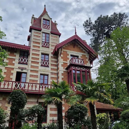 D'hotes Independante 3*